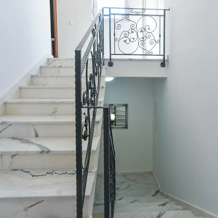 Apartment Sandrica *